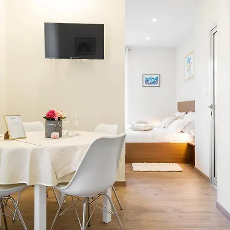 Bed and breakfast Centre Zlatan Rooms&studio 3*