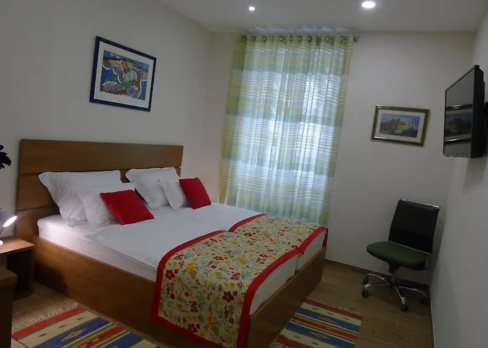 Bed & Breakfast Centre Zlatan Rooms&studio